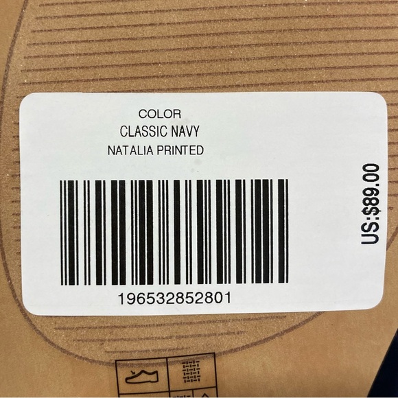 Chico's Blue Floral Thong Sandals Classic Navy/White Natalia Printed 8 NWOB - Picture 14 of 14